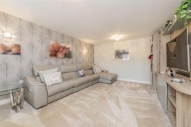 Images for Harrier Close, Weldon, Corby