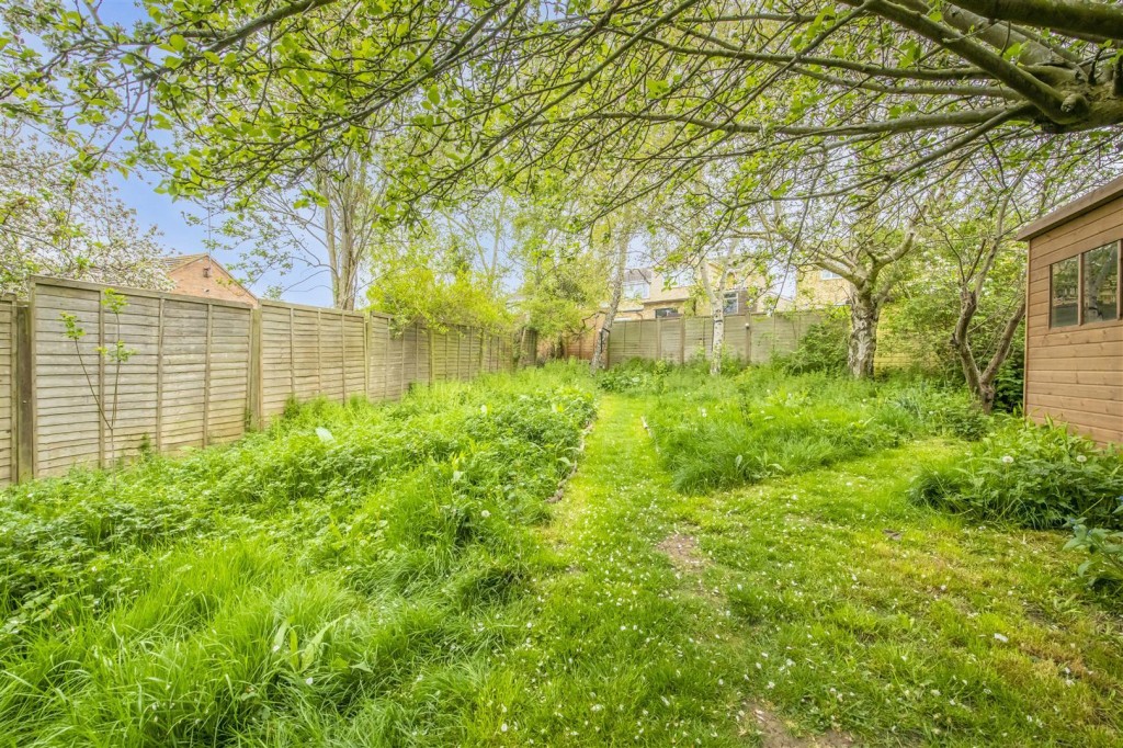 Images for Alexandra Street, Burton Latimer, Kettering EAID:oscarjamesapi BID:3