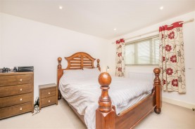 Images for Isemill Road, Burton Latimer