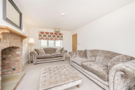 Images for Isemill Road, Burton Latimer