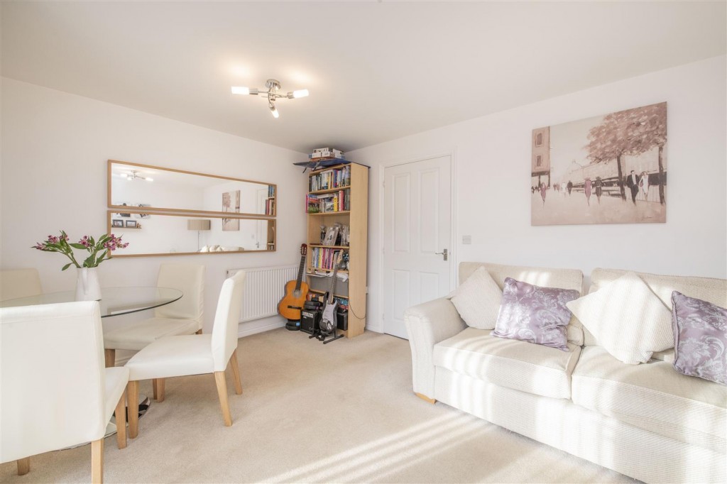 Images for Barnwell Close, Burton Latimer, Kettering EAID:oscarjamesapi BID:3