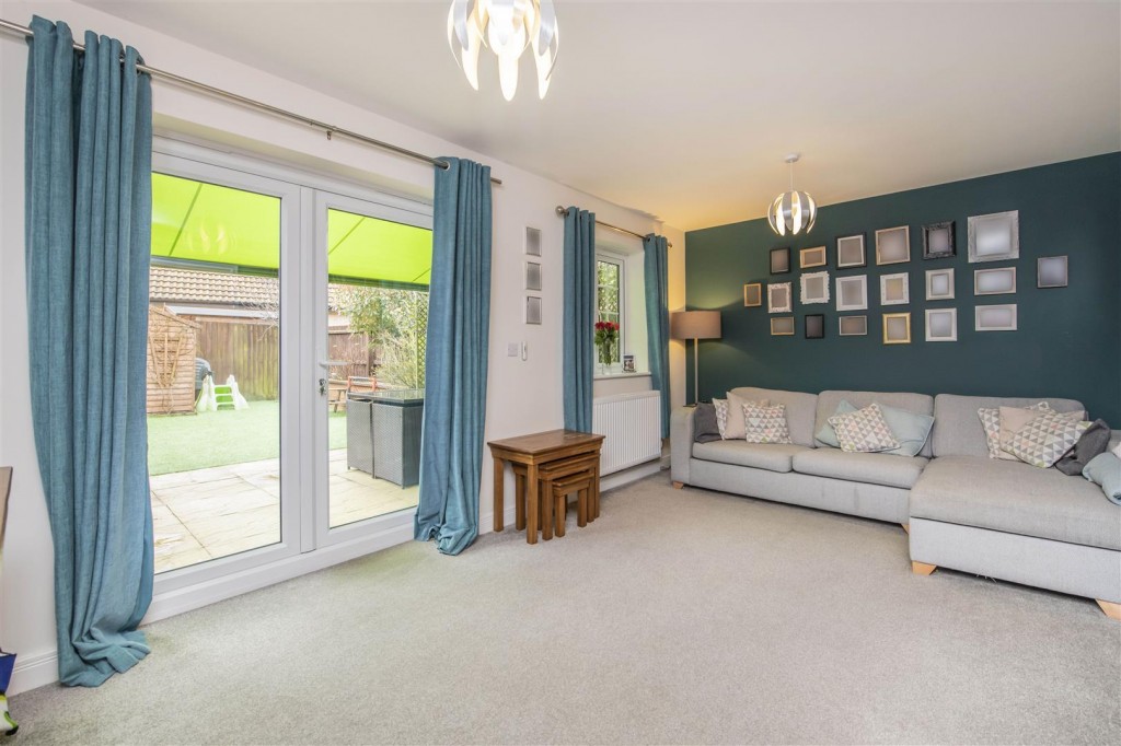 Images for Spriggs Close, Burton Latimer, Kettering EAID:oscarjamesapi BID:3