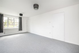 Images for Gainsborough Road, Corby