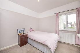 Images for Neale Avenue, Kettering