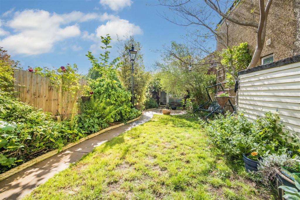 Images for Cobden Street, Kettering EAID:oscarjamesapi BID:2