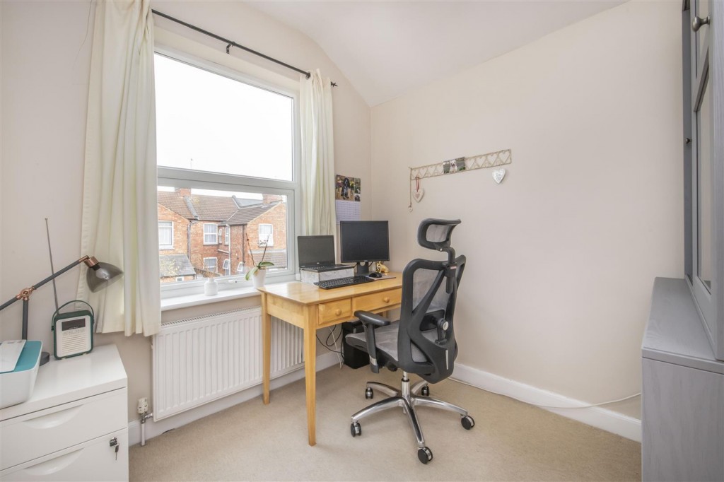 Images for Lutterworth Road, Northampton EAID:oscarjamesapi BID:1