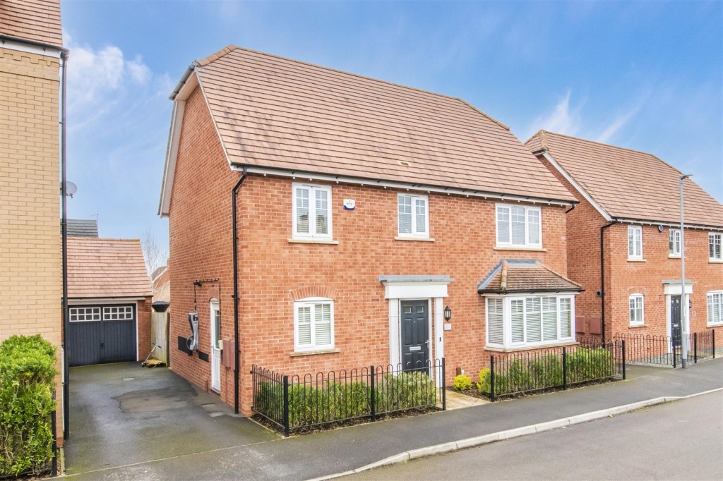 Maxwell Crescent, Northampton, 4 bedroom, House Detached
