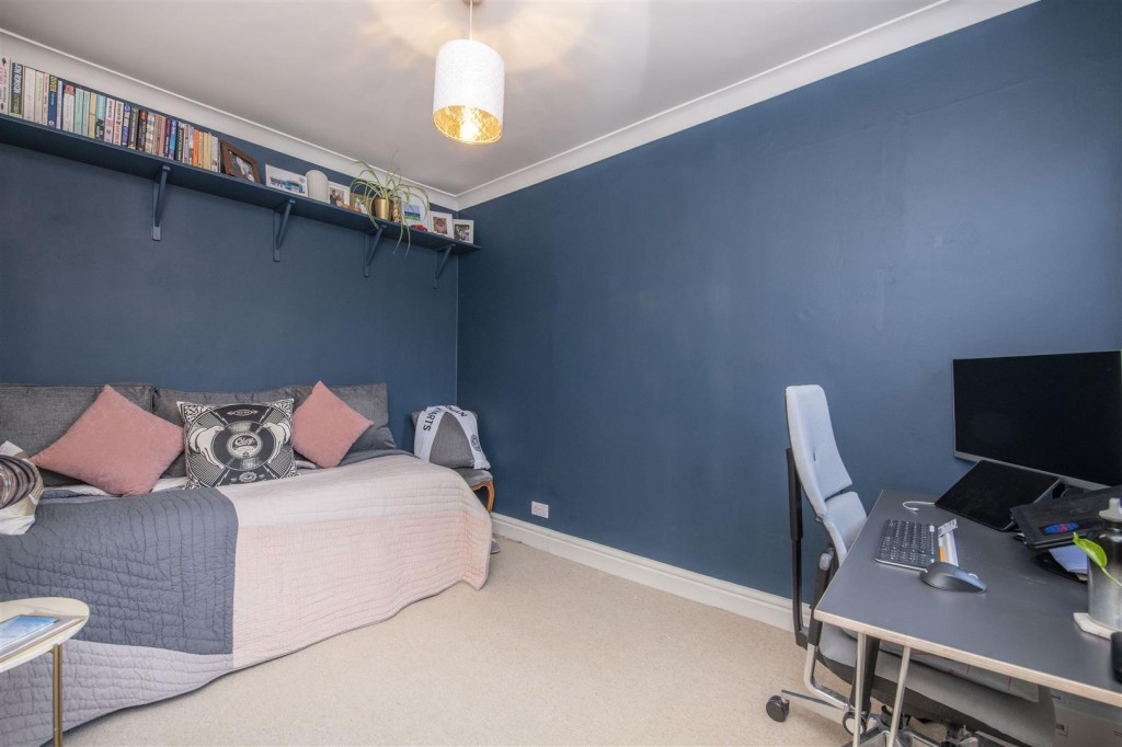 Images for Thursby Road, Abington, Northampton EAID:oscarjamesapi BID:1