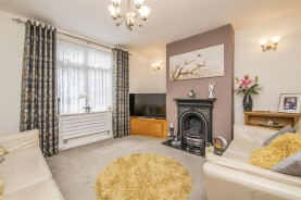 Images for Irthlingborough Road, Finedon, Wellingborough