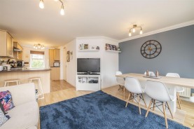 Images for Oakwood Close, Desborough