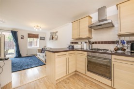 Images for Oakwood Close, Desborough