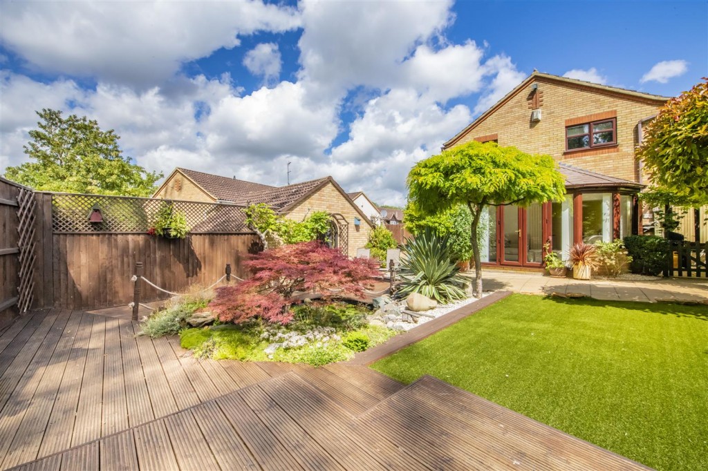 Images for Crestwood Gardens, Northampton EAID:oscarjamesapi BID:1