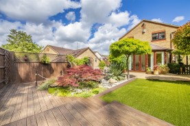 Images for Crestwood Gardens, Northampton