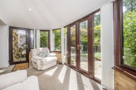 Images for Crestwood Gardens, Northampton
