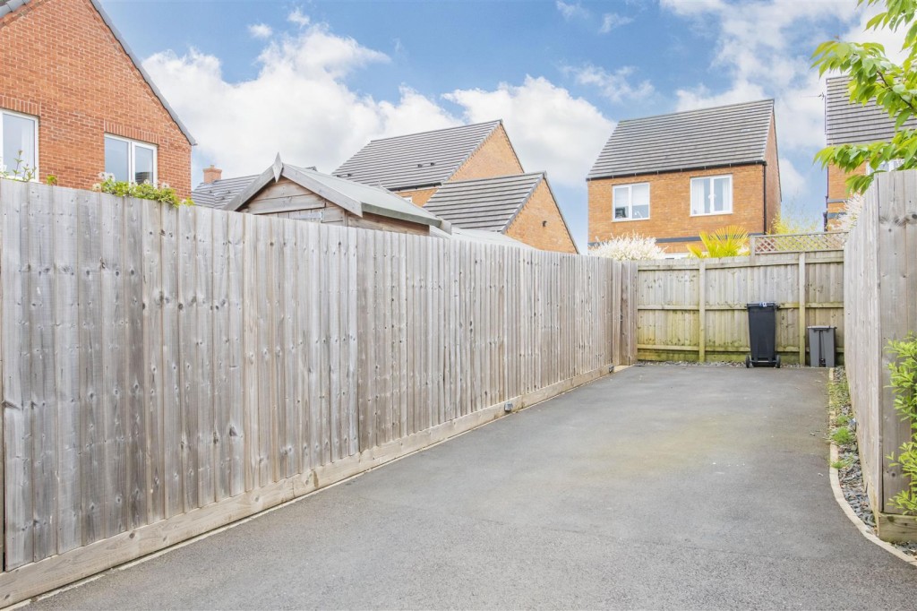 Images for Cheviot Close, Market Harborough EAID:oscarjamesapi BID:5