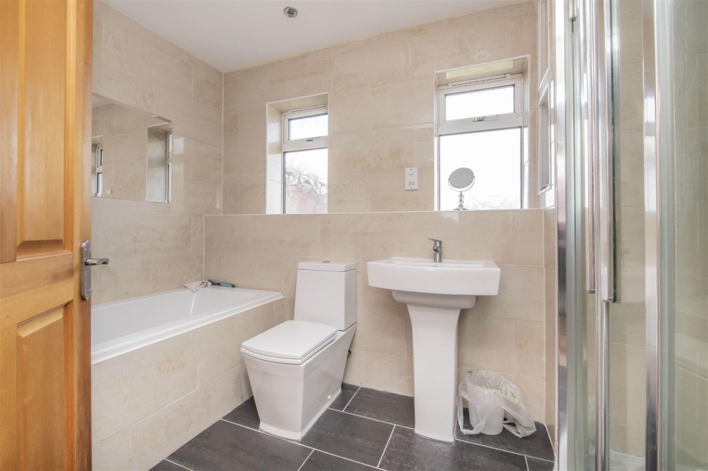 Images for Kingsley Avenue, Kettering EAID:oscarjamesapi BID:2