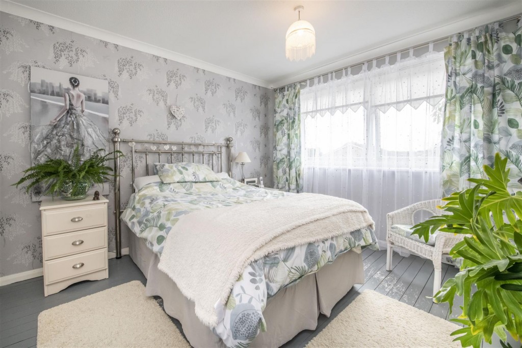 Images for South Priors Court, Northampton EAID:oscarjamesapi BID:1