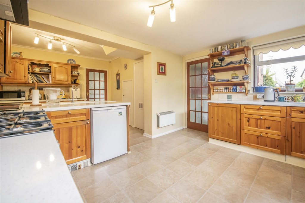 Images for High Street, Milton Malsor, Northampton EAID:oscarjamesapi BID:1