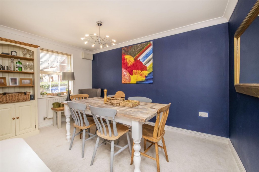 Images for Wheatfield Drive, Burton Latimer, Kettering EAID:oscarjamesapi BID:3