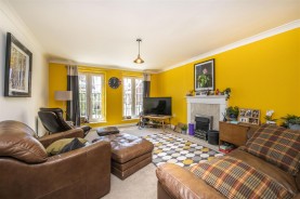 Images for Wheatfield Drive, Burton Latimer, Kettering