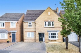 Images for Sunningdale Drive, Rushden