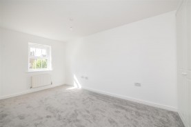 Images for Sunningdale Drive, Rushden