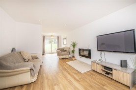 Images for Bishops Drive, Kettering