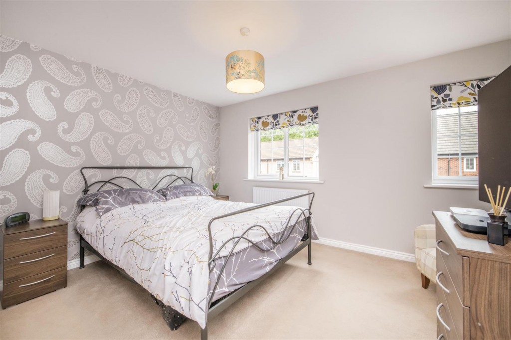 Images for Slipton Road, Burton Latimer, Kettering EAID:oscarjamesapi BID:3