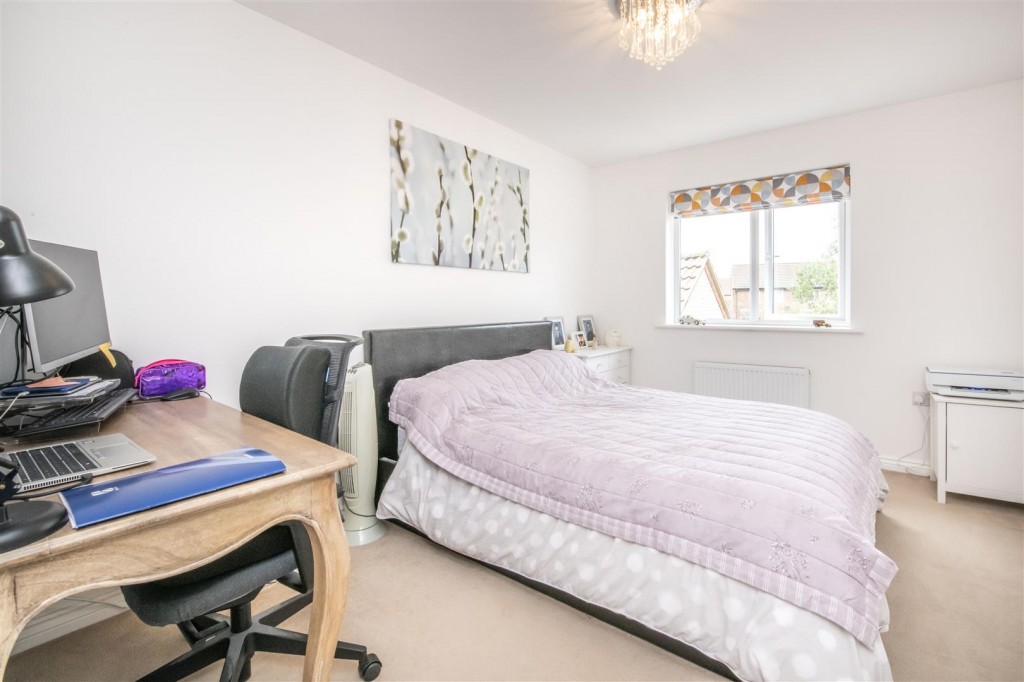 Images for Slipton Road, Burton Latimer, Kettering EAID:oscarjamesapi BID:3