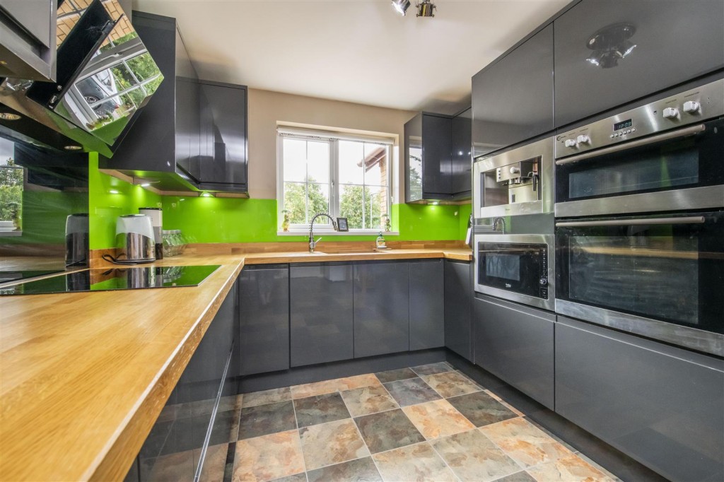 Images for Fitzwilliam Leys, Higham Ferrers, Rushden EAID:oscarjamesapi BID:6