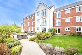 Images for Rosebud Court, Wellingborough