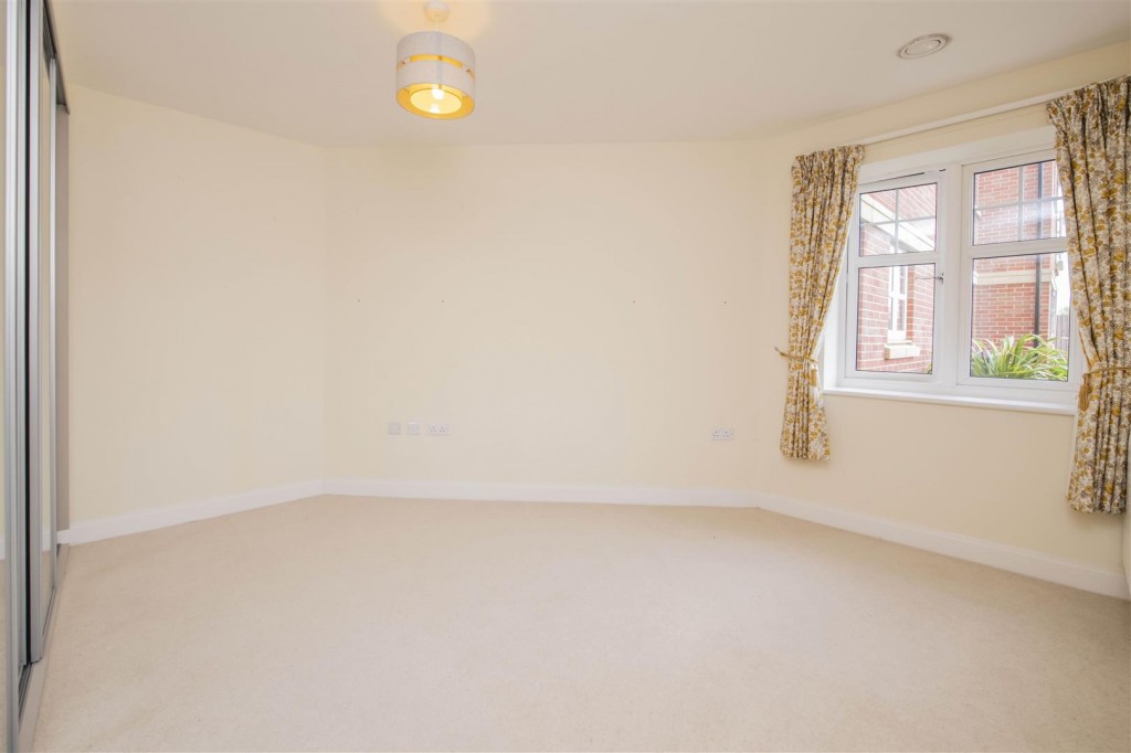 Images for Rosebud Court, Wellingborough EAID:oscarjamesapi BID:6