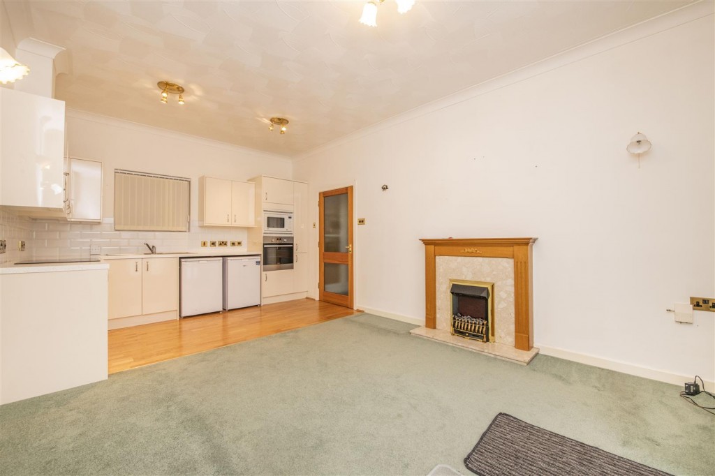 Images for Roseholme Road, Northampton EAID:oscarjamesapi BID:1