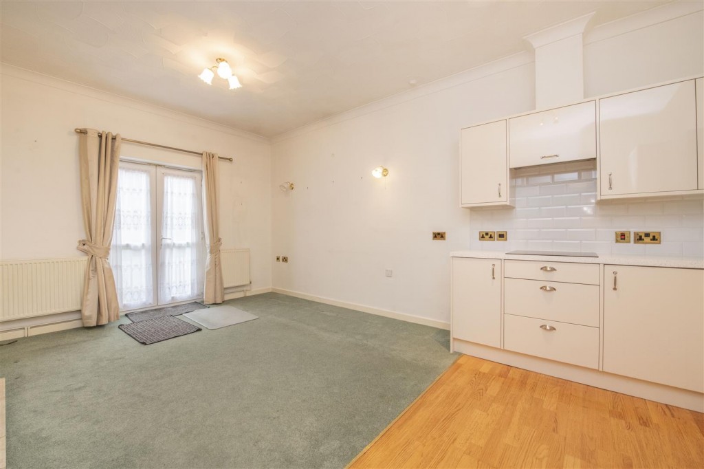 Images for Roseholme Road, Northampton EAID:oscarjamesapi BID:1