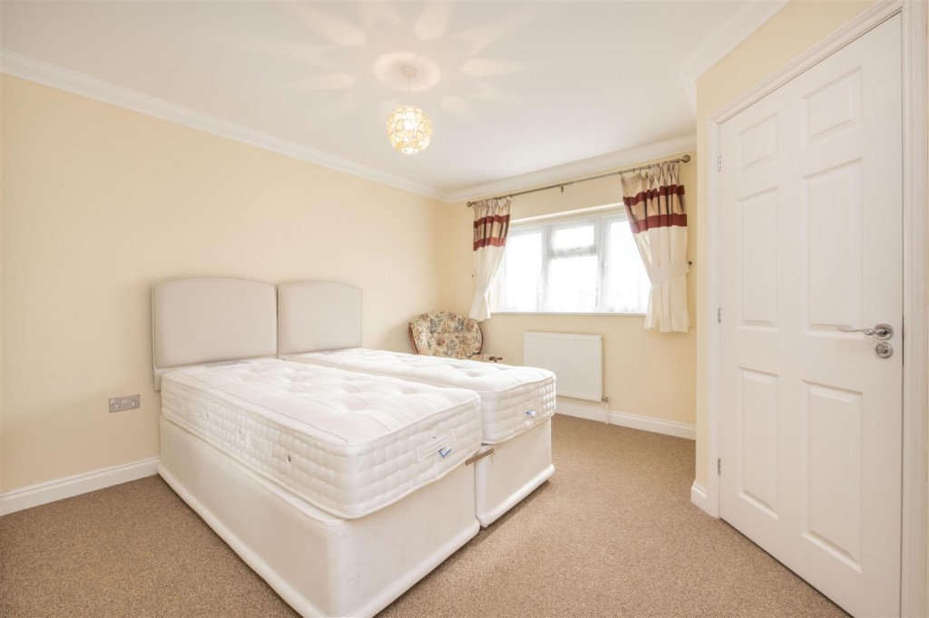 Images for Caswell Close, Kettering EAID:oscarjamesapi BID:2