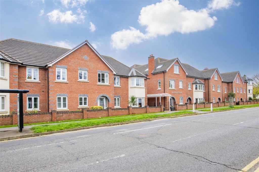 Images for Tresham Close, Kettering EAID:oscarjamesapi BID:2