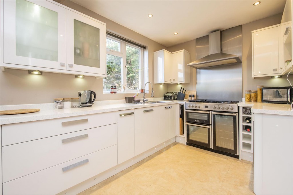 Images for Weedon Road, Northampton EAID:oscarjamesapi BID:1
