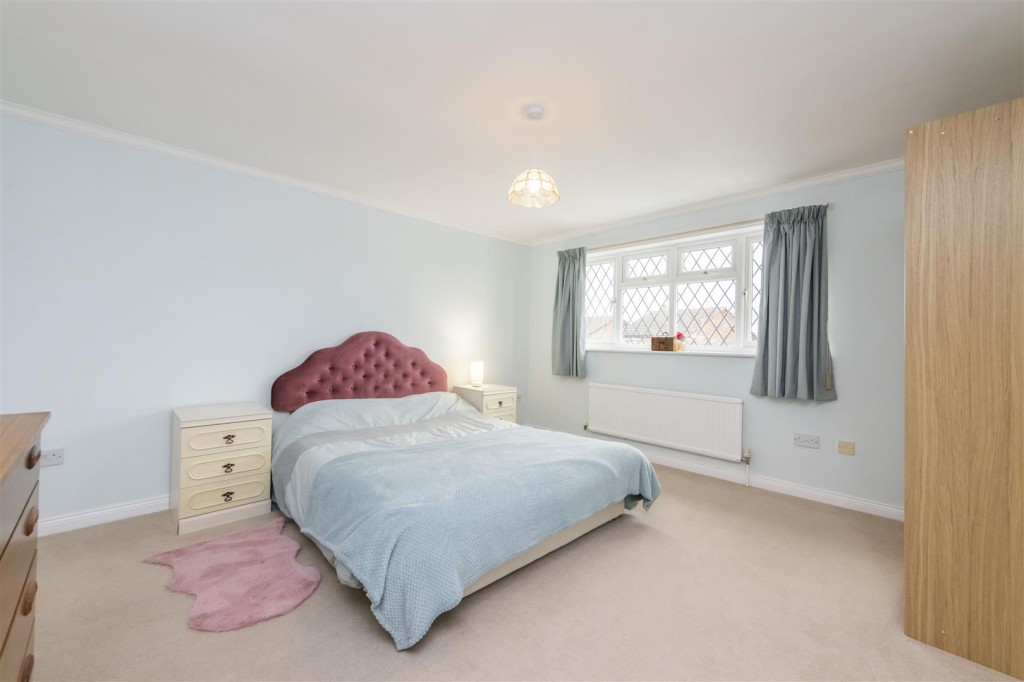 Images for Sterndale Close, Desborough EAID:oscarjamesapi BID:2