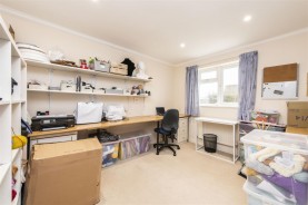 Images for Sterndale Close, Desborough