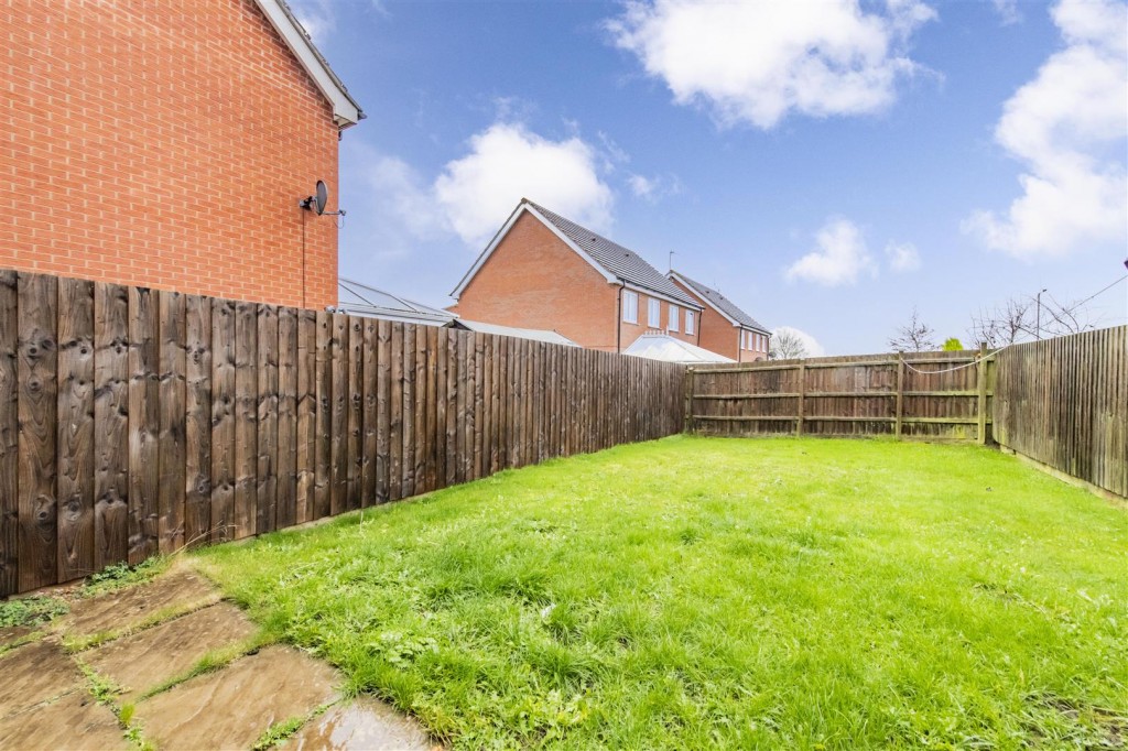 Images for Farnborough Close, Oakley Vale, Corby EAID:oscarjamesapi BID:4