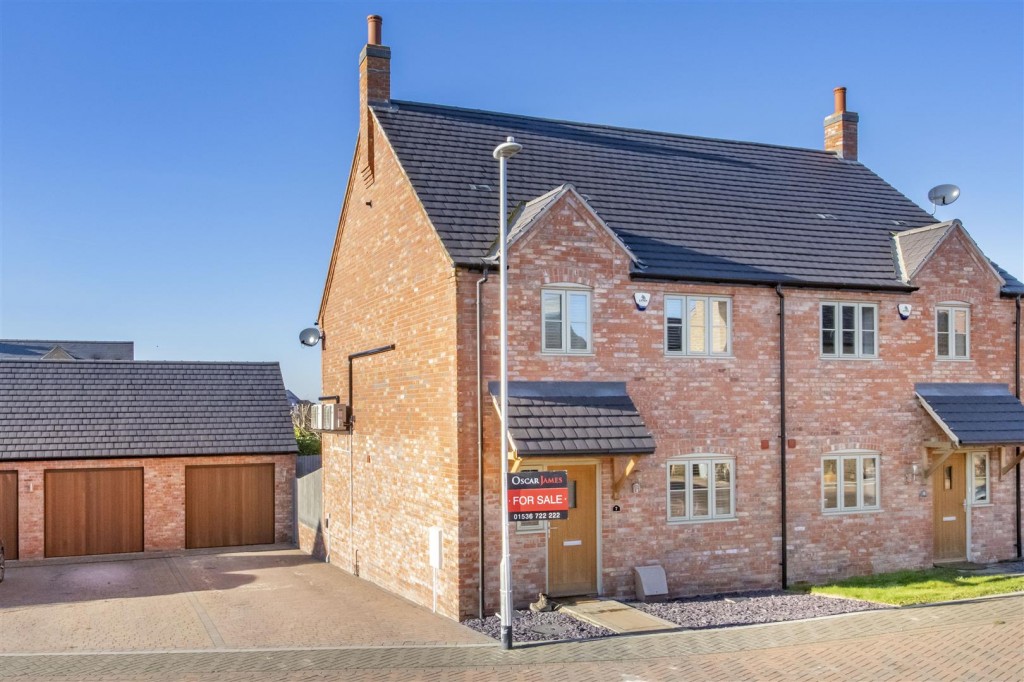 Images for Perkins Close, Burton Latimer, Kettering EAID:oscarjamesapi BID:3