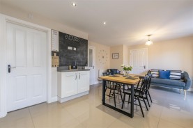 Images for Eagle Close, Weldon, Corby