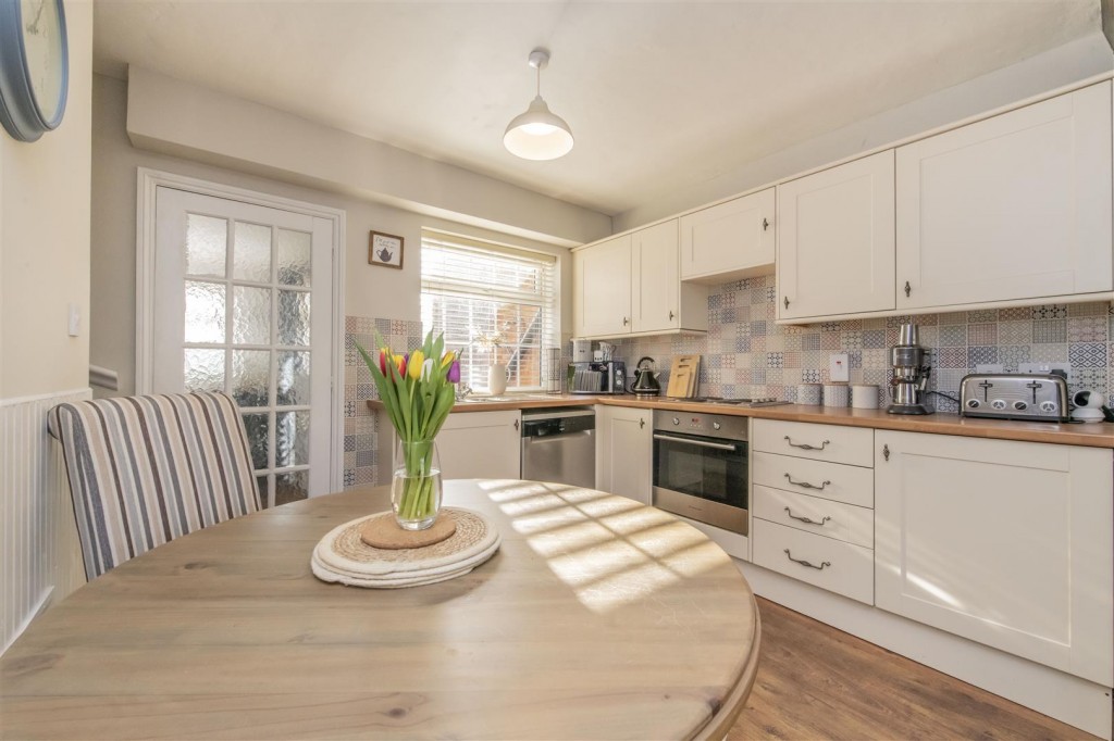 Images for Furnace Lane, Finedon, Wellingborough EAID:oscarjamesapi BID:3