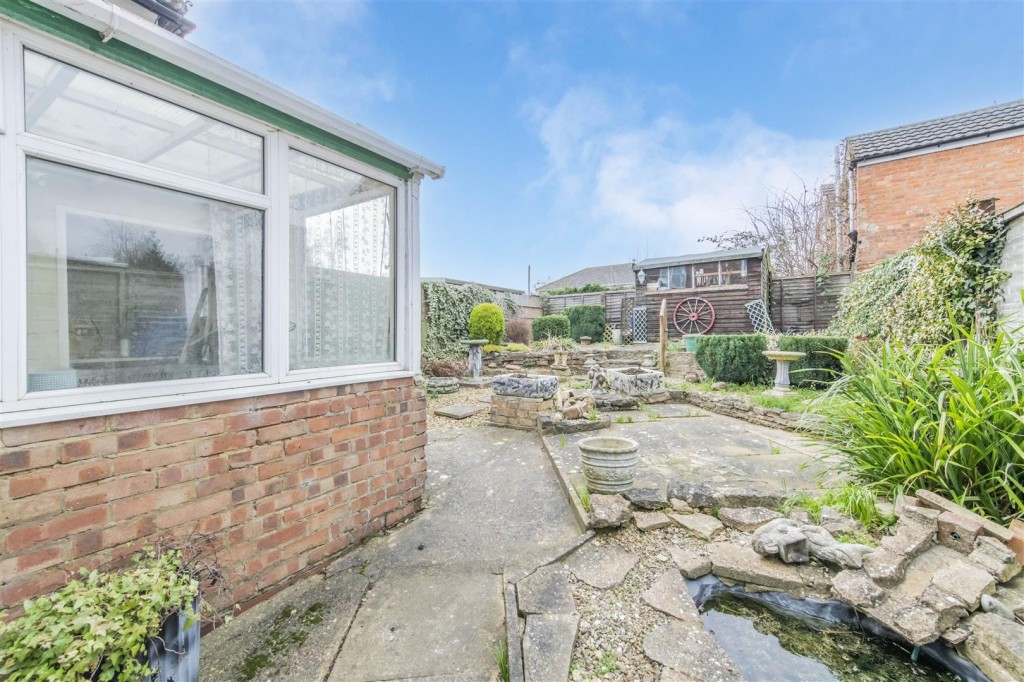 Images for Finedon Road, Burton Latimer, Kettering EAID:oscarjamesapi BID:3