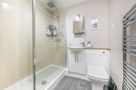 Images for Elizabeth Close, Wellingborough