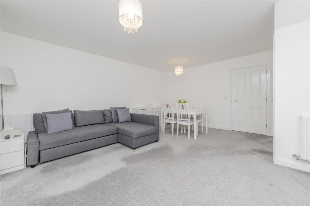Images for Sulgrave Way, Wellingborough EAID:oscarjamesapi BID:6