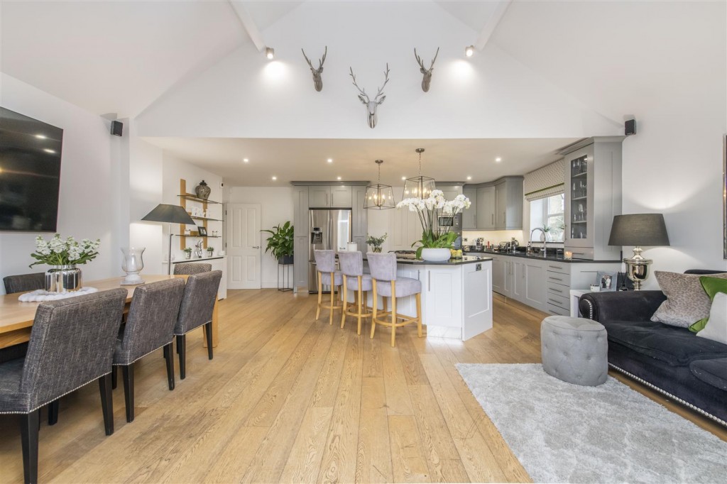 Images for Mawsley Lodge, Mawsley EAID:oscarjamesapi BID:2