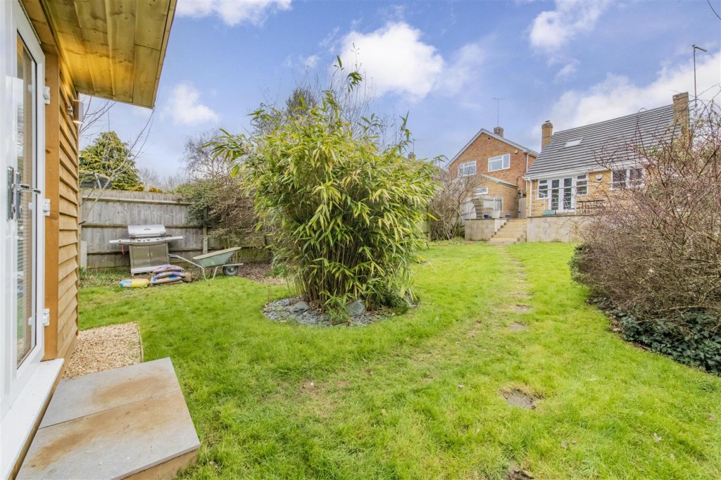 Images for Meadow View, Higham Ferrers, Rushden EAID:oscarjamesapi BID:3