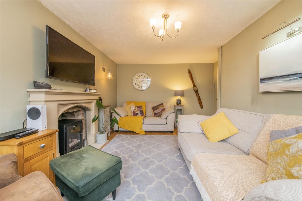 Images for Meadow View, Higham Ferrers, Rushden EAID:oscarjamesapi BID:3