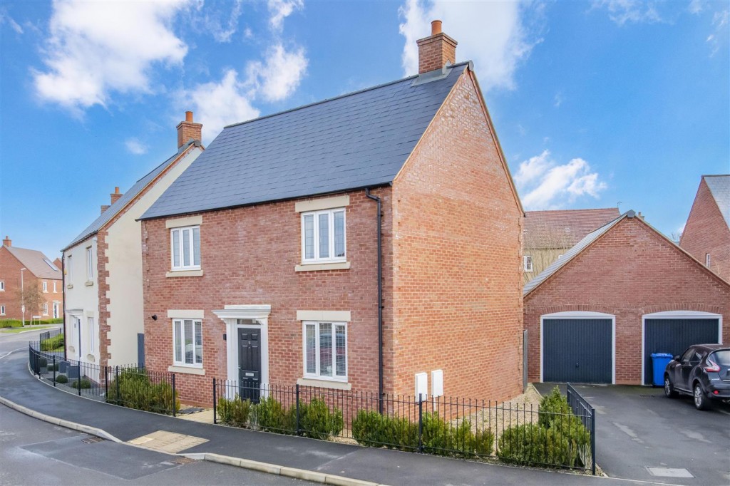Images for Cannock Crescent, Desborough EAID:oscarjamesapi BID:2